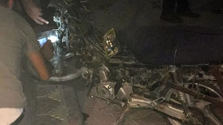 Otomobile çarpan motosikletin sürücüsü yaralandı!