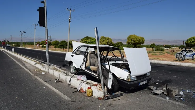 3 otomobilin karıştığı kazada 3 yaralı!
