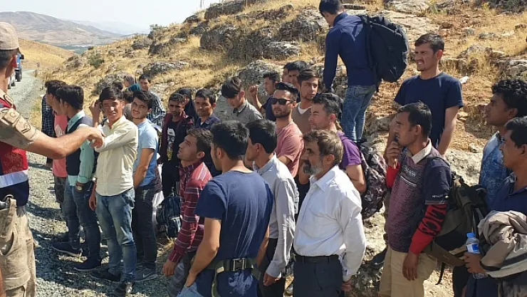 Malatya'da 39 kaçak göçmen yakalandı!