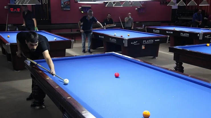 3 Bant Bilardo İl Şampiyonası başladı