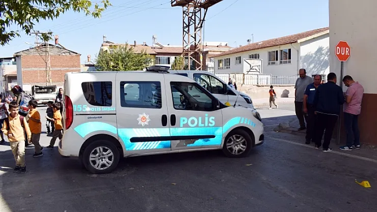 Mahallede korku dolu anlar... Muhtar 9 el ateş açtı!