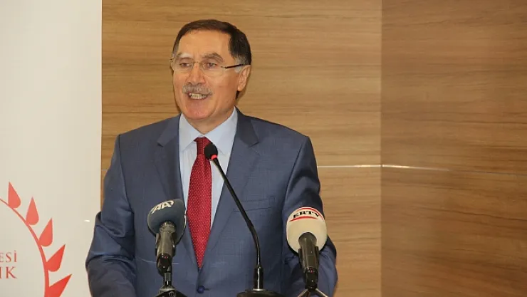 Başdenetçi Malkoç, 'Adalet, Ombudsmanlık ve Üniversiteler' konferansında konuştu