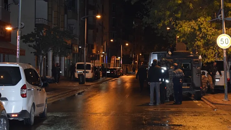 Ailesini rehin aldı! Emniyet Müdürü devreye girdi!..