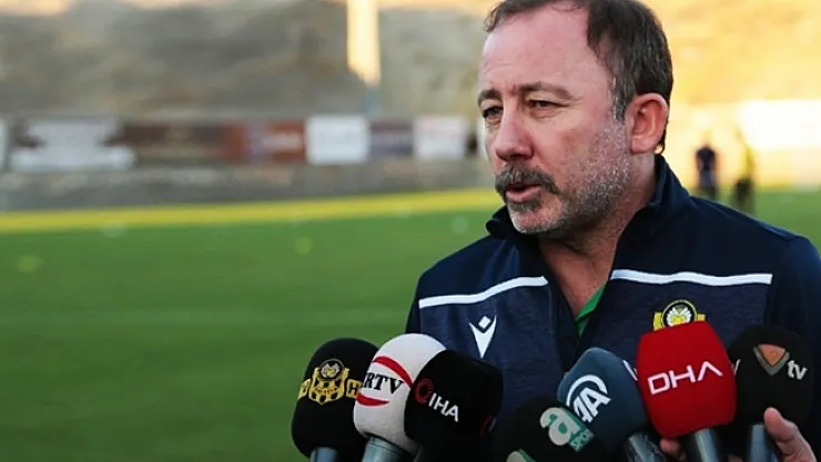 Merak edilen soruya yanıt geldi: Sergen Yalçın Beşiktaş'a gidiyor mu?