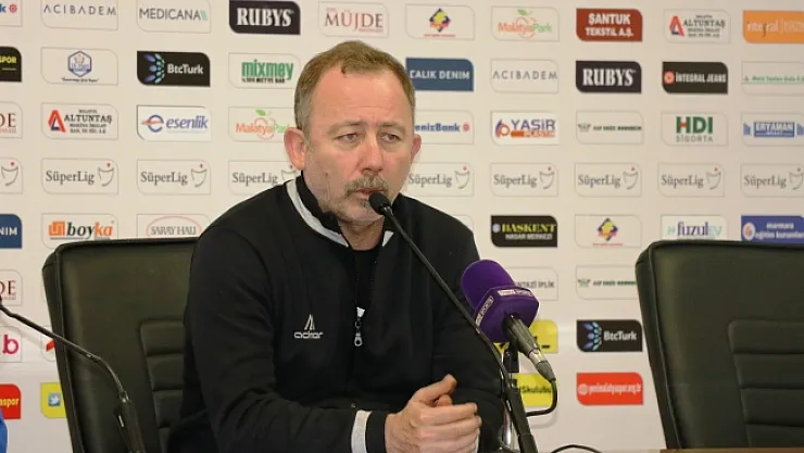 'Sezonu ilk 8 içerisinde bitirmek istiyoruz'