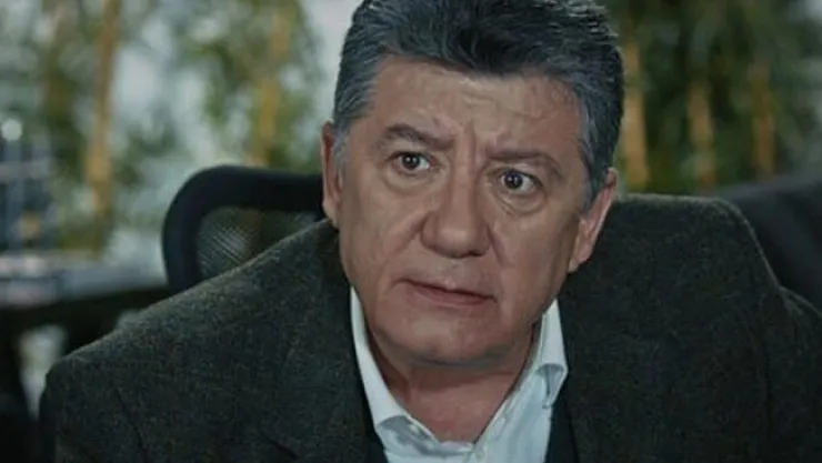 Ünlü oyuncu Tarık Ünlüoğlu hayatını kaybetti