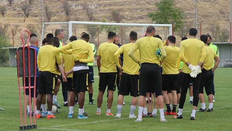 Yalçın, 4 maçlık periyottan iyi çıkmak istiyor!