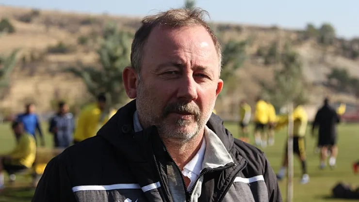 &quotBiz, hakemin tavırlarına inanamadık"