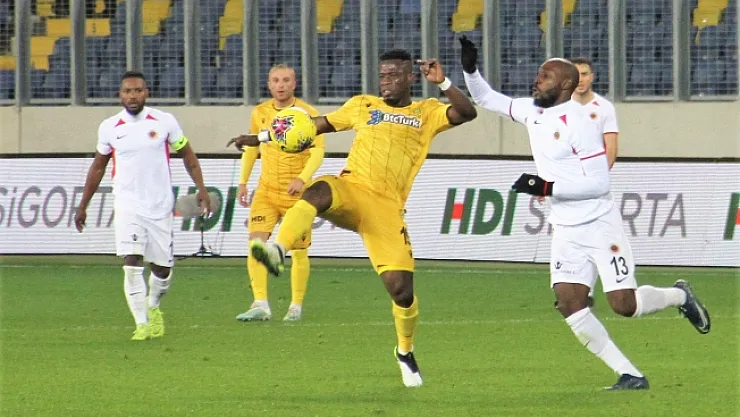 BtcTürk Yeni Malatyaspor Ankara deplasmanından 3-3 beraberlikle ayrıldı!