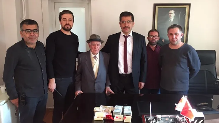 Dolandırıcılara kaptırdığı parası teslim edildi: 2 zanlı tutuklandı!