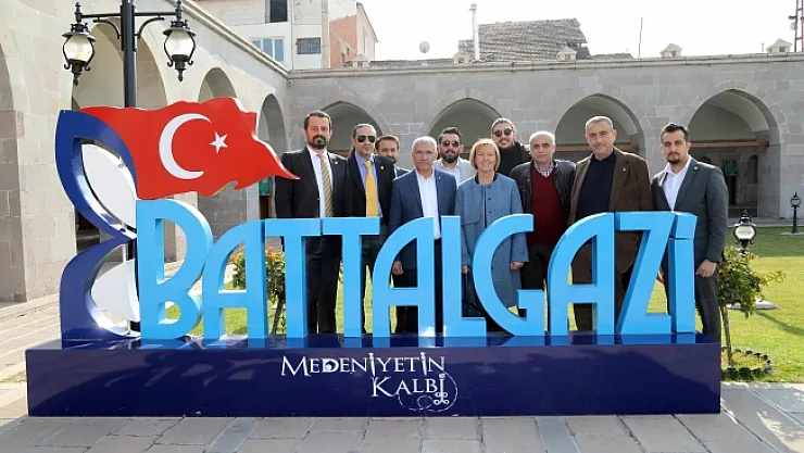 Fenerbahçe yöneticileri, Battalgazi'yi gezdi