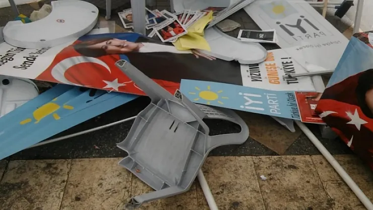 İYİ Parti standına saldırıya gözaltı...