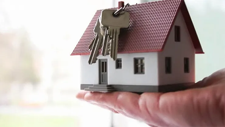 Kirayı gününde ödemeyen kiracı yandı!