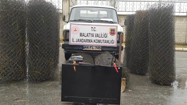 Malatya'da hırsızlık yapan 2 zanlı yakalandı!