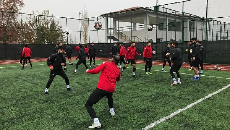 Yeşilyurt Belediyespor ikinci yarıya hazırlanıyor
