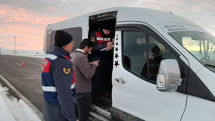 Tüfekle kendini vuran korucu hayatını kaybetti!