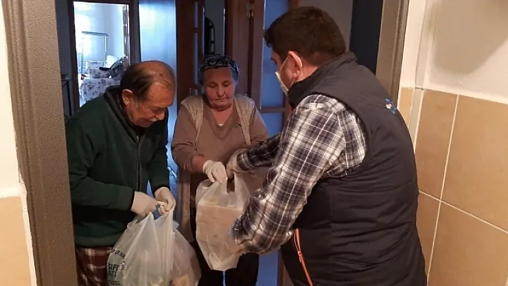 Esenlik, siparişleri evlere teslim etmeye başladı