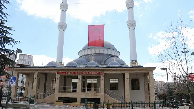 Malatya'da camilerde cuma namazı kılınmadı