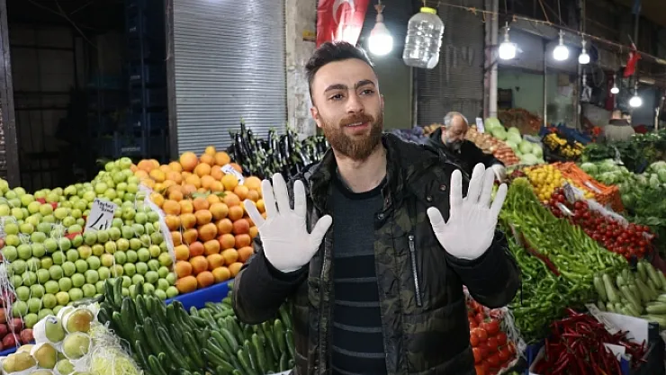 Malatya Sebze Pazarı'nda korona virüs önlemleri...