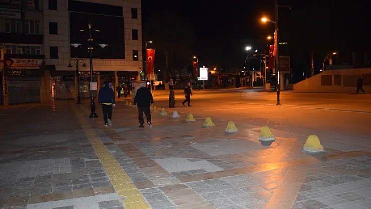 4 günlük kısıtlama sonrası Malatya sokakları hareketlendi