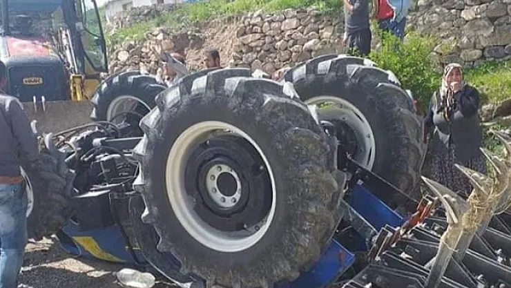 Darende'de feci kaza! Traktör devrildi, baba ve kızı hayatını kaybetti...