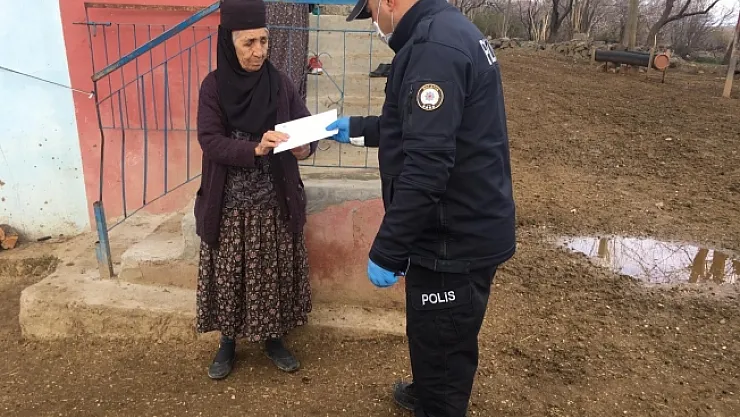 Evinden çıkmayan 6 bin 930 kişi polisten yardım istedi