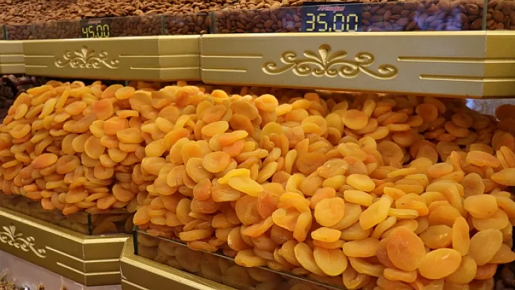 Kayısıya ilgi arttı! Korona virüse karşı kükürtlü kuru kayısı...