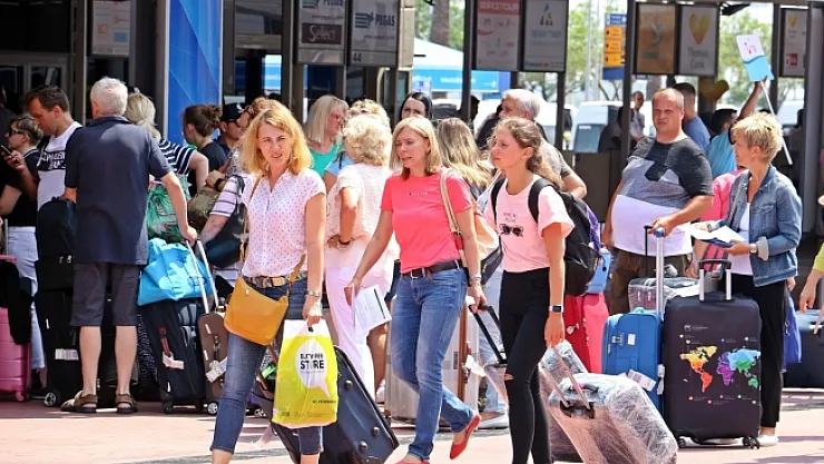 Korona virüs turizm sektörünü de vurdu!