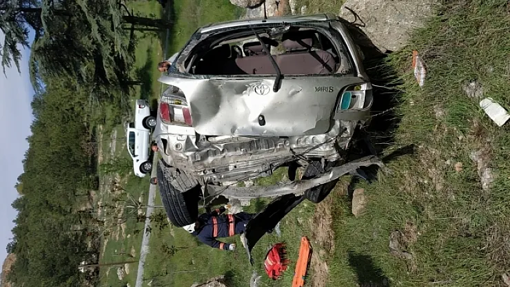 Otomobil şarampole yuvarlandı: 1 kişi ağır yaralandı!