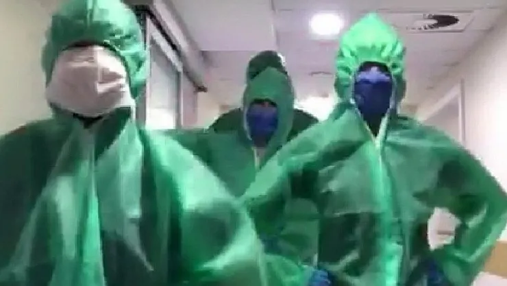 Sağlık çalışanları dans etti, sosyal medyada ilgi odağı oldu