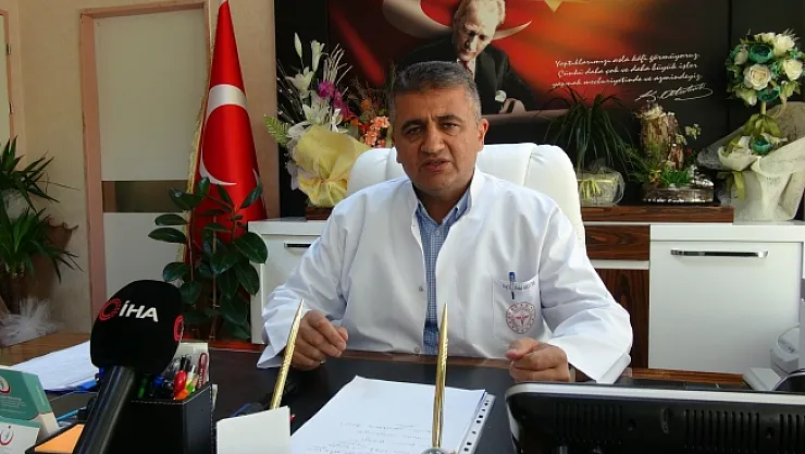 Başhekim Aktürk'ten maske ve sosyal mesafe uyarısı