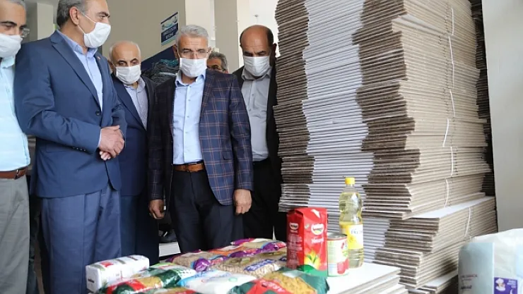 Battalgazi Belediyesi hayır çarşısına destekler sürüyor