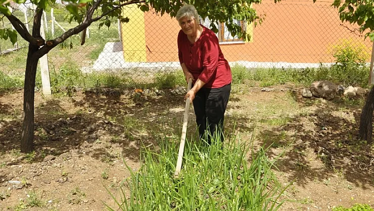 &quotBenim gibi bahçede toprakla buluşun"