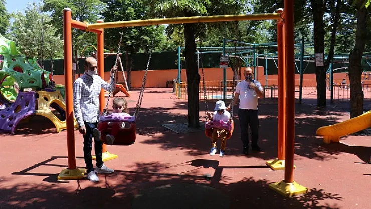 Malatya'da parklardan çocuk sesleri yankılandı!