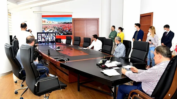 Gençler sordu Başkan Gürkan cevapladı