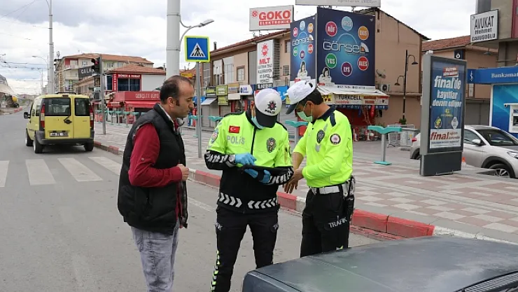 Sokağa çıkma kısıtlamasına uymayanlara ceza yağdı