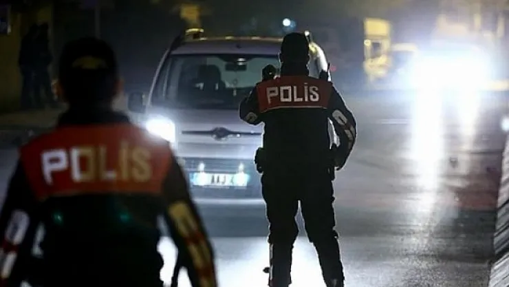 Uygulamada 1 kilo 945 gram esrar ele geçirildi