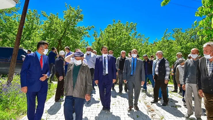 &quotAsfaltsız yol, su ve altyapı sıkıntısı olan yerleşim birimi kalmayacak"