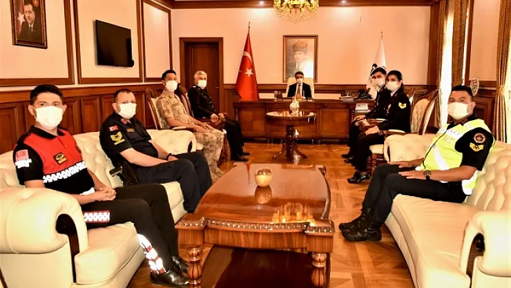 İl Jandarma Komutanı Jandarma Albay İnce'den Vali Baruş'a ziyaret