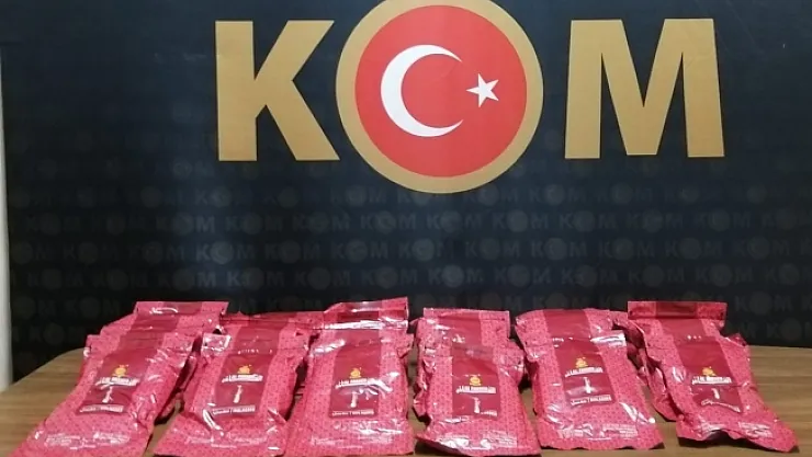 Malatya'da 15 adet kaçak telefon ve nargile tütünü yakalandı