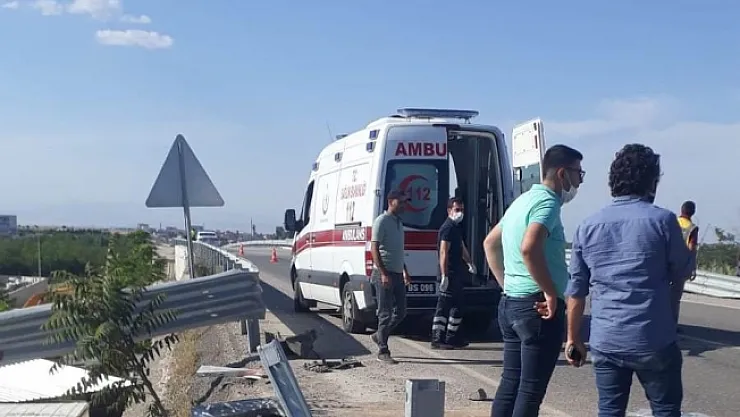 Malatya'da feci kaza! Bariyerlere çarptı, şarampole düştü: 1 ağır, 3 yaralı!