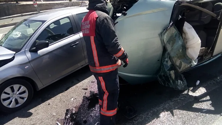 Malatya'da iki otomobil çarpıştı: 2 yaralı!