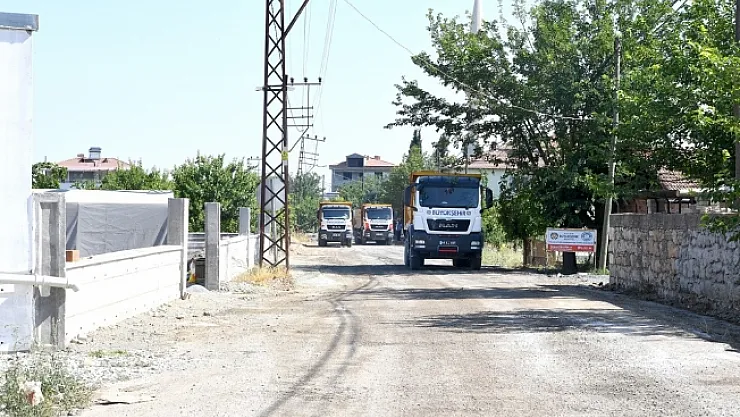 Büyükşehir Belediyesi 83 yol şantiye kurdu, çalışmalar hızlandı
