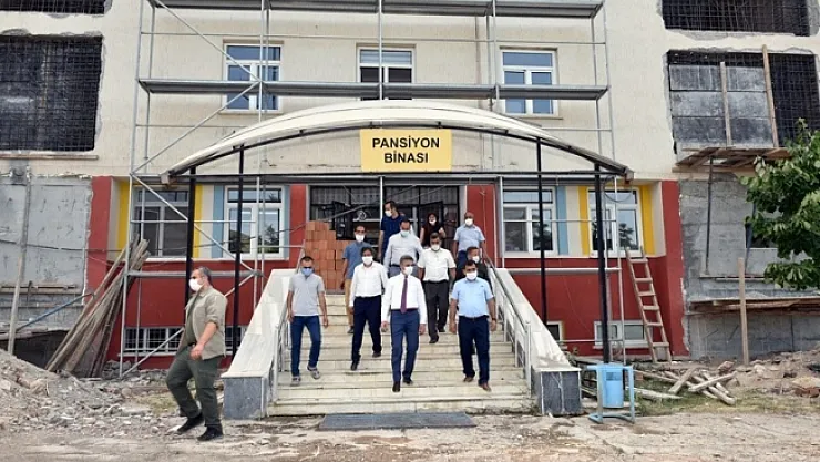 Depremde hasar gören okulların yerine yenisi yapılıyor