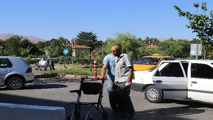 Malatya'da acemi kasaplar iş başında! Hastaneye koştular...