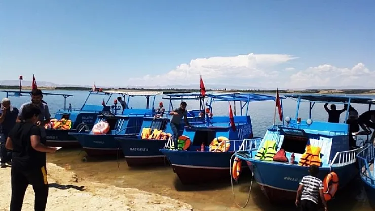 Malatya'da balıkçılar sazan avına başladı