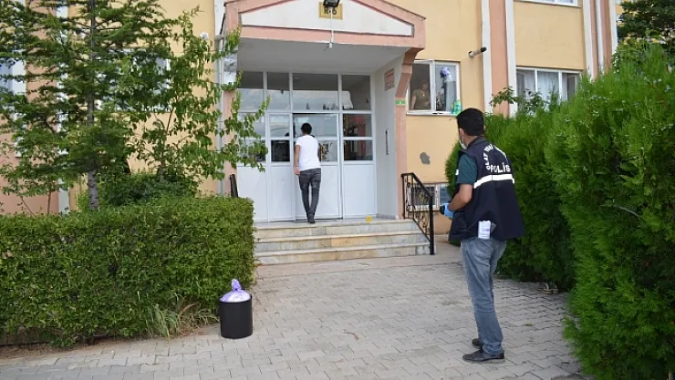 Oğlu ölünce kayınbiraderini darp etti, cenazeyi arabasıyla götürdü!