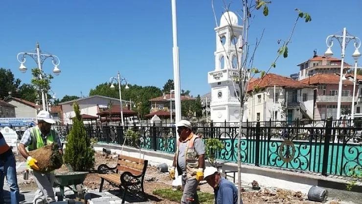 Vahap Küçük'ün adı meydanda yaşayacak!