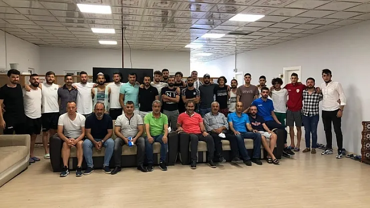 Yeşilyurt Belediyespor'da ödemeler yapıldı, kamp neşeyle bitti