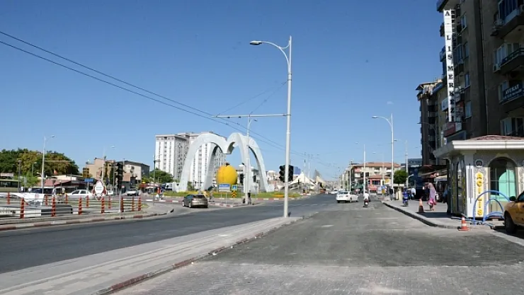 Buhara Bulvarı'ndaki kavşağa düzenleme! Trafik rahatladı